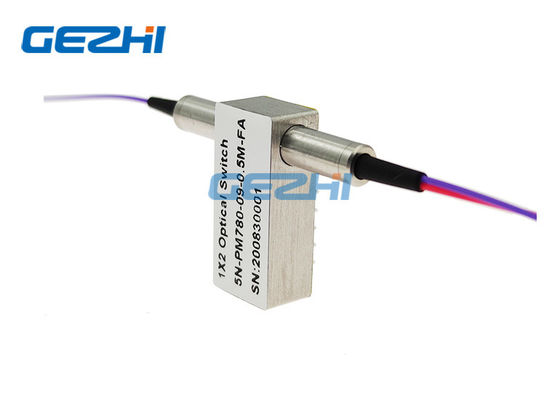 FC / APC 1x2 PM फाइबर ऑप्टिकल स्विच 780nm ध्रुवीकरण